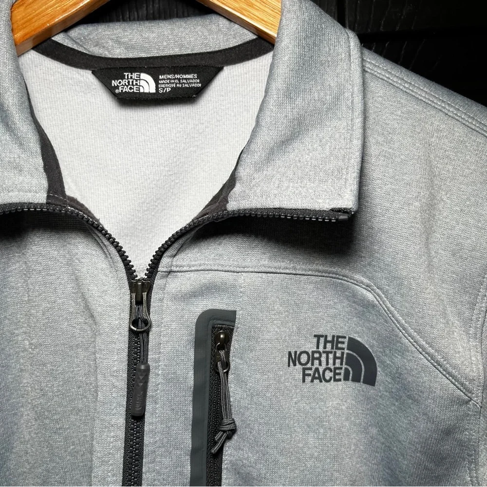 The North Face Light Gray Fleece Pullover